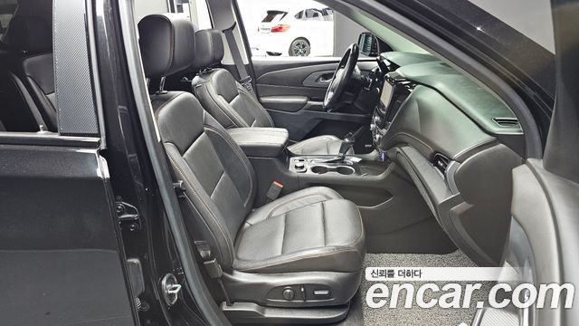Chevrolet Traverse 3.6 AWD Redline 2020 — фото 10