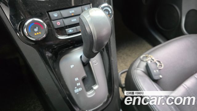 Chevrolet Orlando 2.0 Diesel LTZ Premium 2014 — фото 9