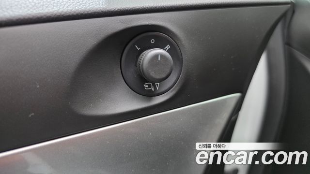 Chevrolet Orlando 2.0 Diesel LTZ Premium 2014 — фото 15