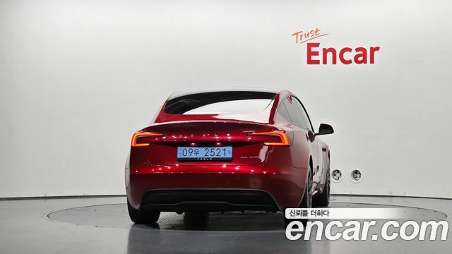 Tesla Model 3 Long Range AWD 2024 — фото 4