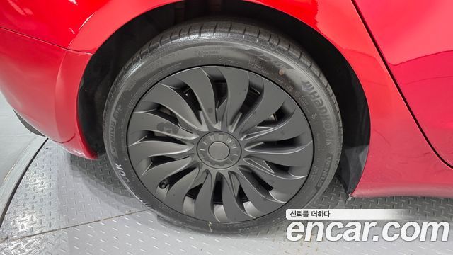Tesla Model 3 Long Range AWD 2024 — фото 5