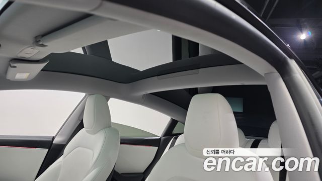 Tesla Model 3 Long Range AWD 2024 — фото 19