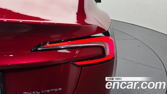 Tesla Model 3 Long Range AWD 2024 — фото 23