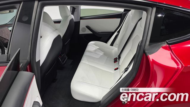 Tesla Model 3 Long Range AWD 2024 — фото 26