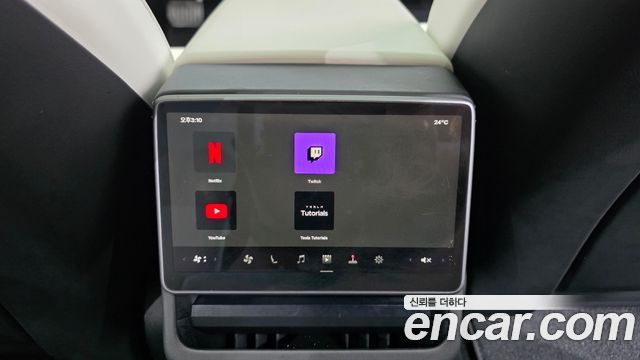 Tesla Model 3 Long Range AWD 2024 — фото 31