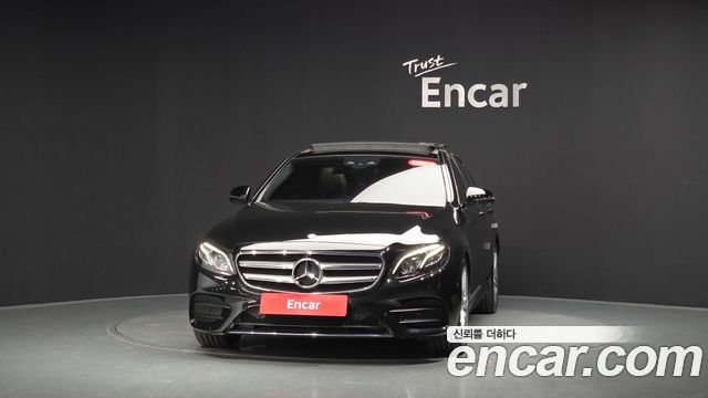 Mercedes-Benz E-Class (W213) E300 AMG Line 2017 — фото 3