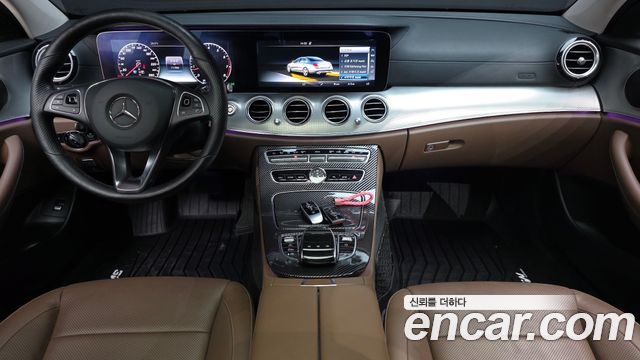 Mercedes-Benz E-Class (W213) E300 AMG Line 2017 — фото 7