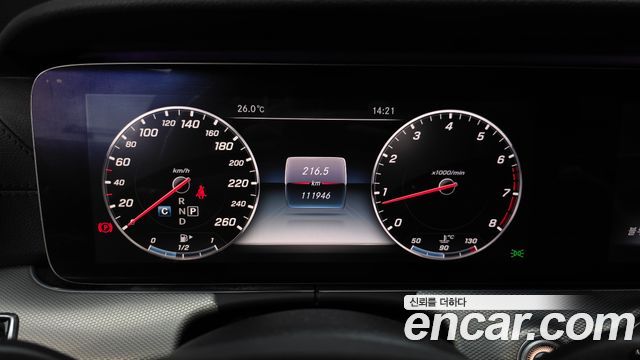 Mercedes-Benz E-Class (W213) E300 AMG Line 2017 — фото 8
