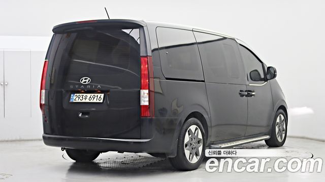Hyundai Staria Tourer 9-Seater Modern 2022 — фото 2