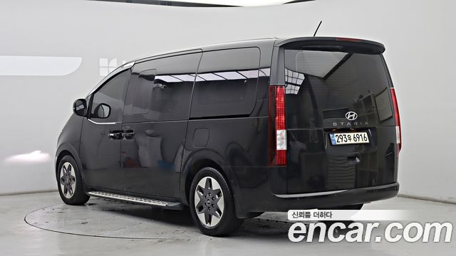 Hyundai Staria Tourer 9-Seater Modern 2022 — фото 4