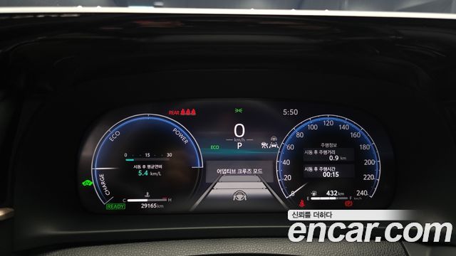 Toyota Crown Crossover 2.5 4WD Hybrid 2024 — фото 8