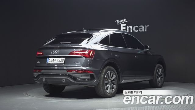Audi Q5 (FY) 40 TDI Quattro Sportback 2023 — фото 2