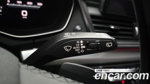 Audi Q5 (FY) 40 TDI Quattro Sportback 2023 — фото 18