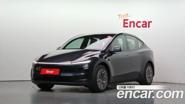 Tesla Model Y L Long Range AWD