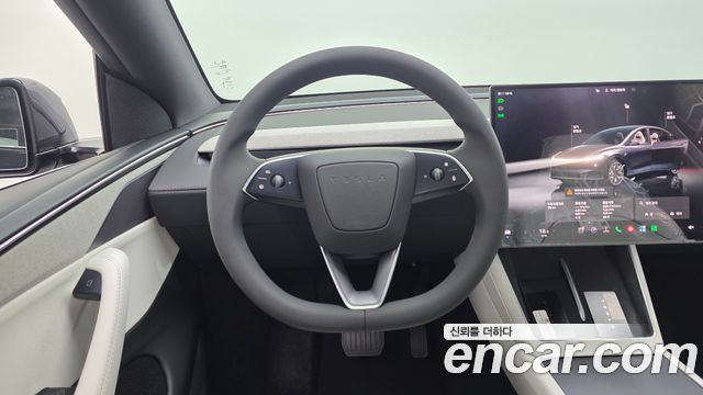 Tesla Model Y L Long Range AWD 2026 — фото 16
