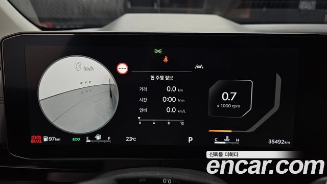 Kia Carnival (IV) Gasoline 9-Seater Gravity 2025 — фото 8