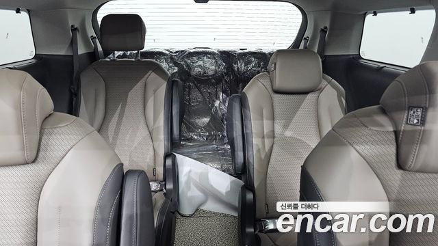 Kia Carnival (IV) Gasoline 9-Seater Gravity 2025 — фото 12