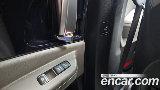 Kia Carnival (IV) Gasoline 9-Seater Gravity 2025 — фото 38