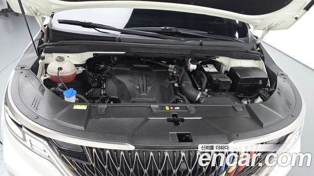 Kia Carnival (IV) Gasoline 7-Seater Signature 2023 — фото 6