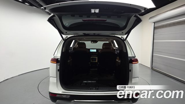 Kia Carnival (IV) Gasoline 7-Seater Signature 2023 — фото 20