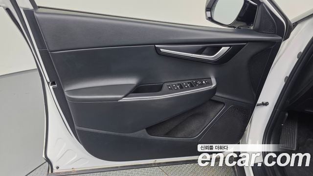 Kia EV6 Long Range Air 2022 — фото 24