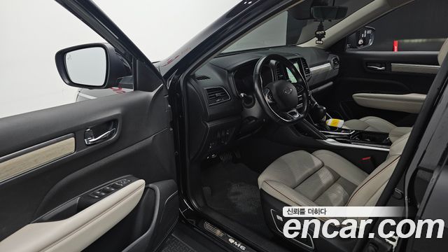 Renault Korea QM6 2.0 LPe Premiere 2WD 2022 — фото 15