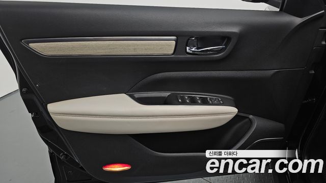 Renault Korea QM6 2.0 LPe Premiere 2WD 2022 — фото 30