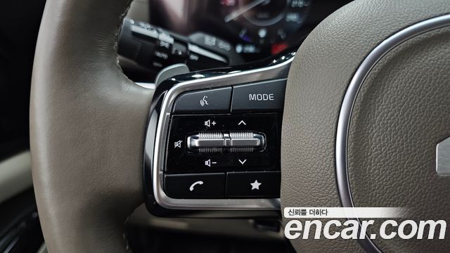 Kia Carnival (IV) Diesel 7-Seater Signature 2023 — фото 27