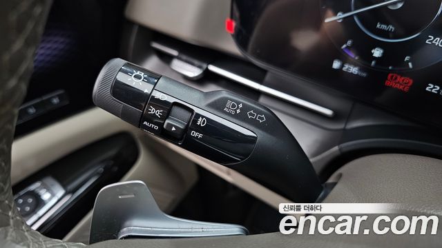 Kia Carnival (IV) Diesel 7-Seater Signature 2023 — фото 32
