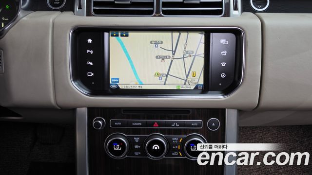 Land Rover Range Rover (IV) 4.4 SDV8 Vogue SE DIESEL 2016 — фото 13