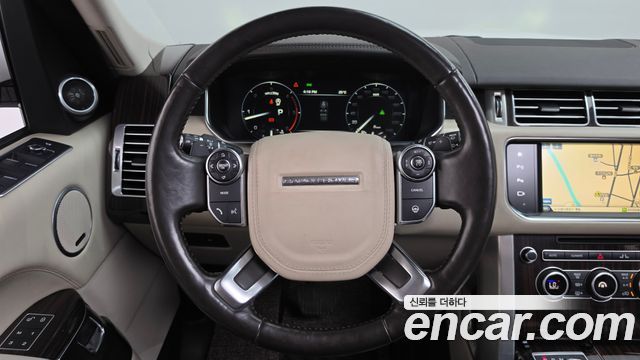 Land Rover Range Rover (IV) 4.4 SDV8 Vogue SE DIESEL 2016 — фото 14