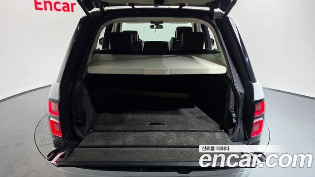 Land Rover Range Rover (IV) 4.4 SDV8 Vogue SE DIESEL 2016 — фото 17