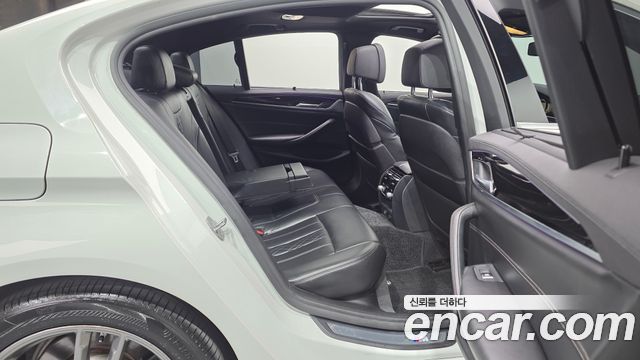 BMW 5 Series (G30) 520d M Sport Package Plus 2018 — фото 11