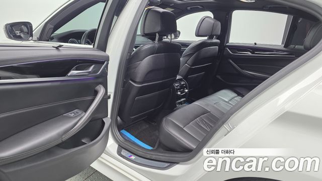 BMW 5 Series (G30) 520d M Sport Package Plus 2018 — фото 12
