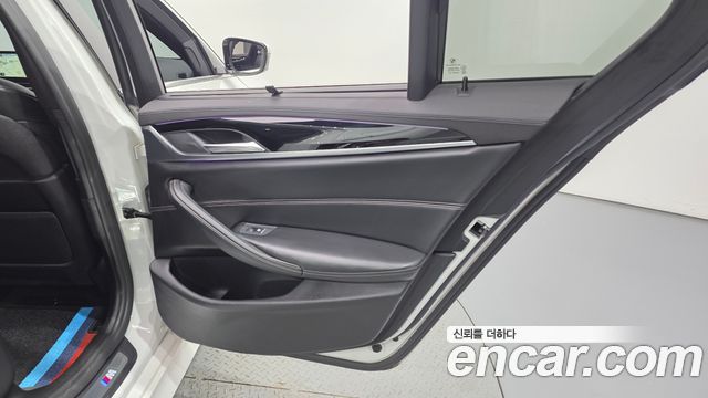 BMW 5 Series (G30) 520d M Sport Package Plus 2018 — фото 25