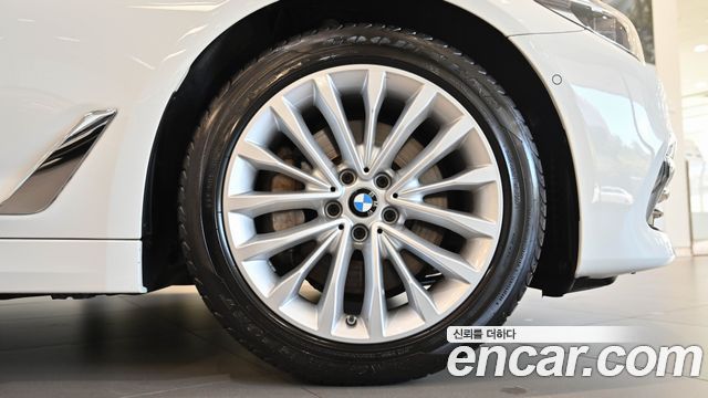 BMW 5 Series (G30) 530i Luxury Plus 2020 — фото 5