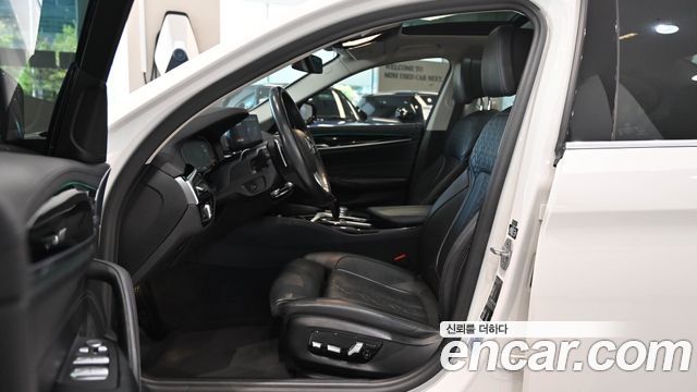 BMW 5 Series (G30) 530i Luxury Plus 2020 — фото 16