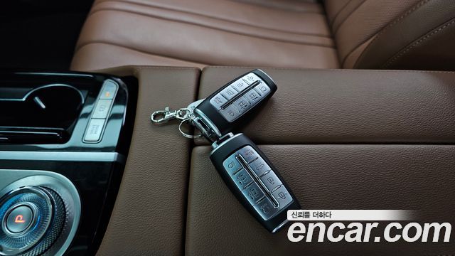 Genesis G80 (RG3) Gasoline 2.5 Turbo AWD 2024 — фото 15