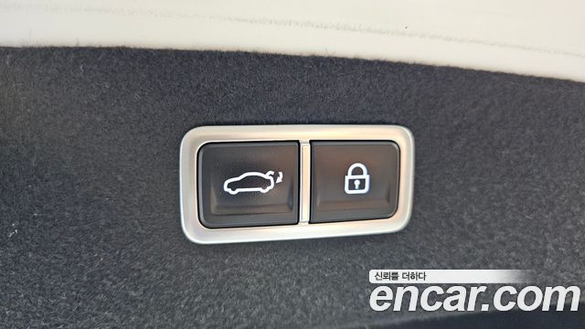 Genesis G80 (RG3) Gasoline 2.5 Turbo AWD 2024 — фото 17