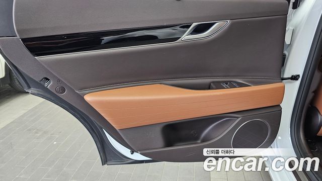 Genesis G80 (RG3) Gasoline 2.5 Turbo AWD 2024 — фото 25