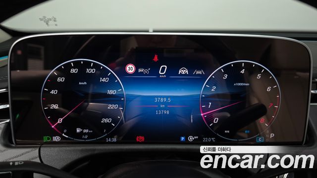 Mercedes-Benz E-Class (W214) E200 Avantgarde 2025 — фото 8
