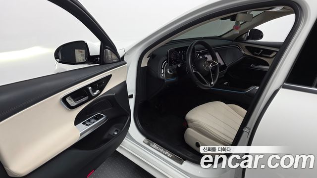 Mercedes-Benz E-Class (W214) E200 Avantgarde 2025 — фото 10