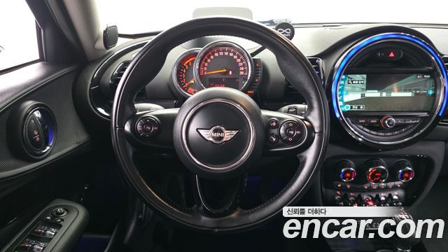 MINI Cooper D Clubman High 2nd 2018 — фото 17