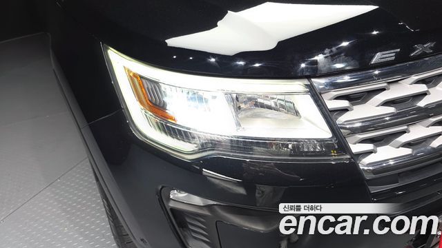 Ford Explorer 2.3 Limited 4WD 5th 2018 — фото 22