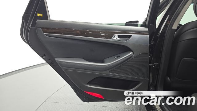 Genesis G80 3.3 GDI Luxury 2018 — фото 25