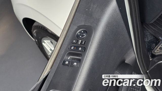 Hyundai Staria Tourer 9-Seater Modern 2025 — фото 27