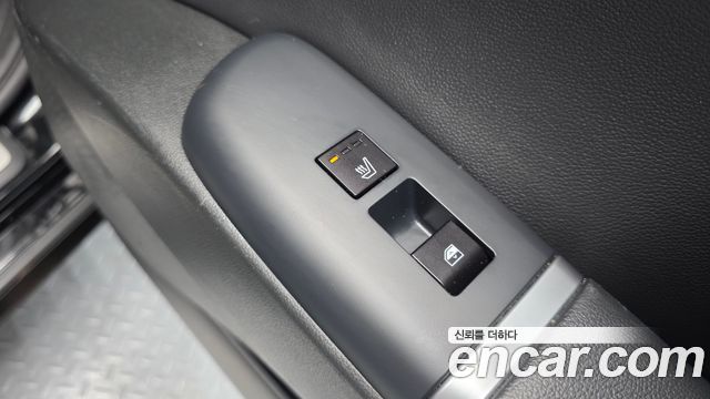 Hyundai Grandeur (GN7) 3.5 Gasoline 2WD Premium 2023 — фото 23