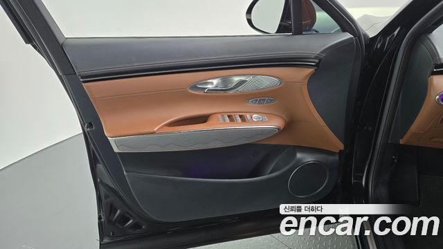Genesis GV70 2.5T Gasoline 2WD 2024 — фото 24