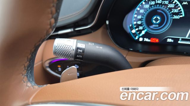 Genesis GV70 2.5T Gasoline 2WD 2024 — фото 29