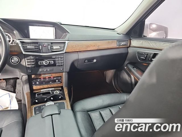 Mercedes-Benz E-Class (W212) E300 Avangard 2013 — фото 10